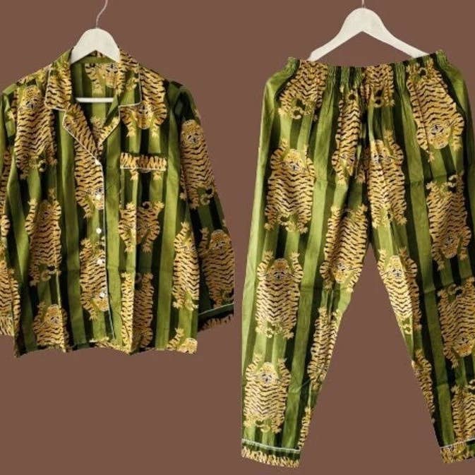 bhavnas boutique - Wholesale Lounge Top - Women's - Women Cotton PJ Sets Tiger Print Pants Shirt Set0