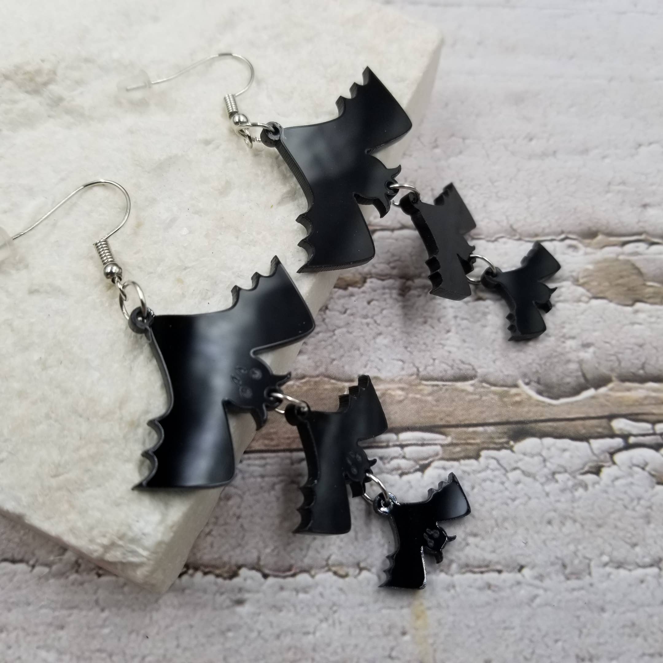 Treasure Wholesale - Vendita all'ingrosso Orecchini a bottone - Orecchini Halloween Bat Group1