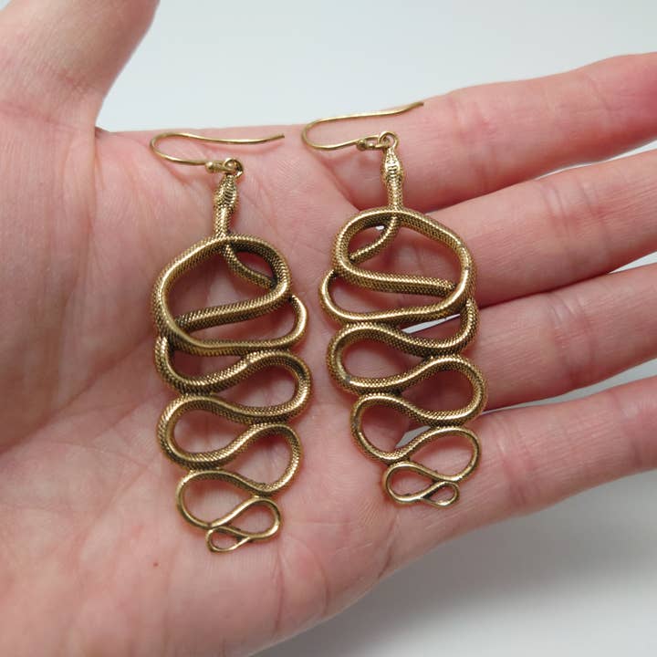 Tenzing Collections - Wholesale Dangle Earrings - Snake Earrings, Golden10
