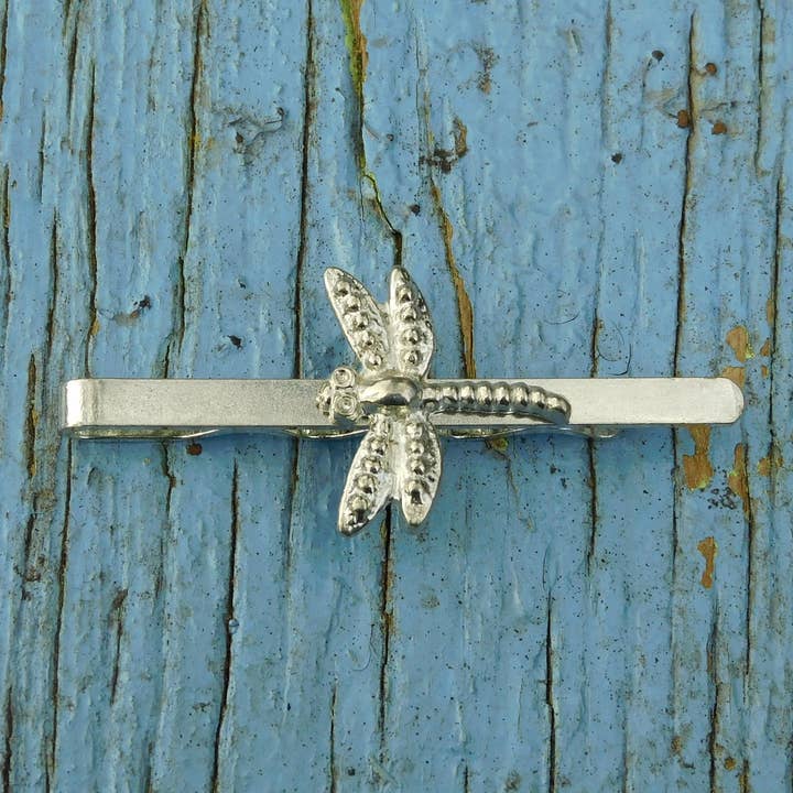 Dragonfly Tenn Slips Slide Hand Cast av William Sturt för wholesale av William Sturt Fine Pewter