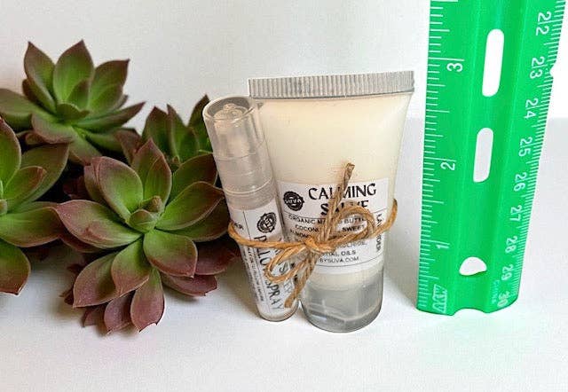 SuVa – Großhandel Bade- & Körperpflege-Set – Lavendel Beruhigungsbalsam & Mini-Kissenspray Geschenkset2