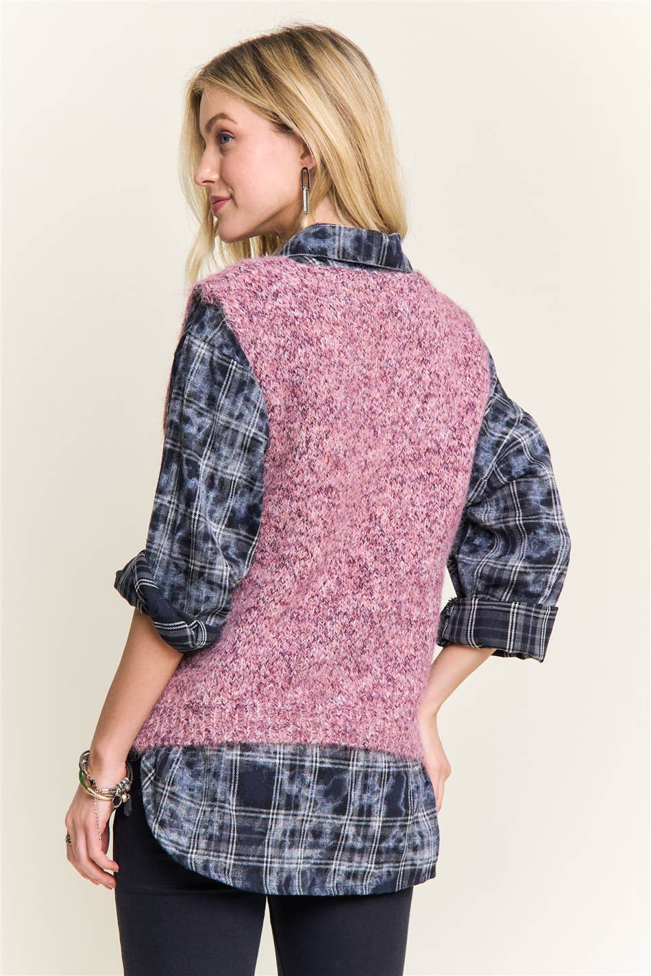 ADORA LA - Wholesale Outerwear Vest - Women's - CESW4158-BUTTON-UP FUZZY KNIT SWEATER VEST18