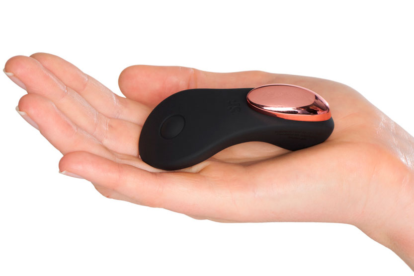 PepperSüss – wholesale Sexleksaker – Little Secret trosvibrator svart från Satisfyer6