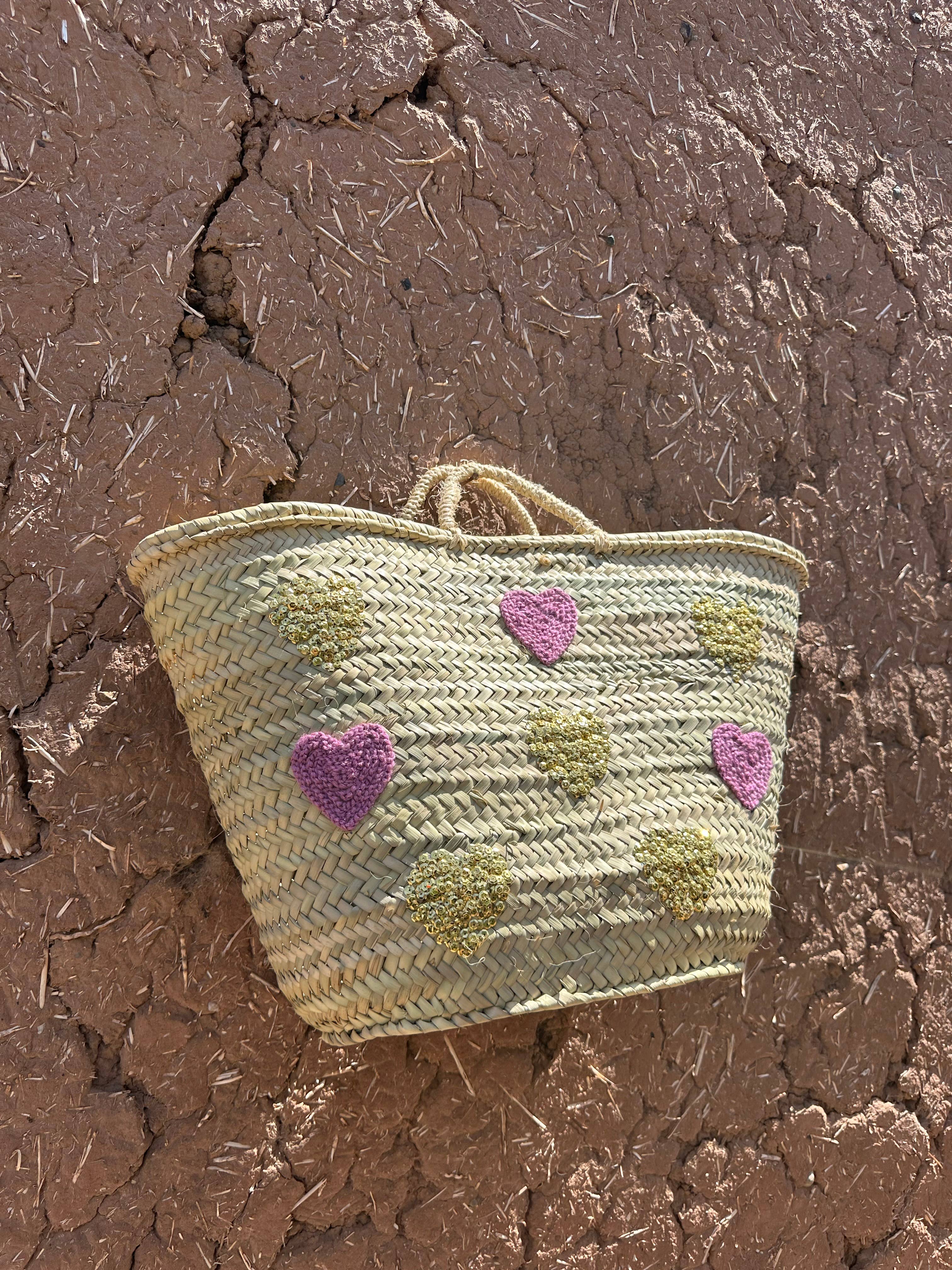 Mikwi – Großhandel Korb – FRENCH BASKET || Marokkanische Strohtasche mit Herzmotiven5
