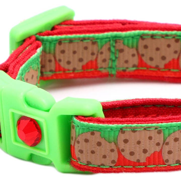 Cookies for Santa Cat Collar for wholesale by From Pugs to Persians Pet Accessories, LLC
