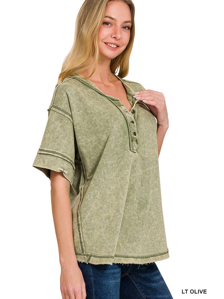 42POPS - Vente Haut en maille – femme - Haut à fermeture boutonnée avec bord brut lavé et détails13