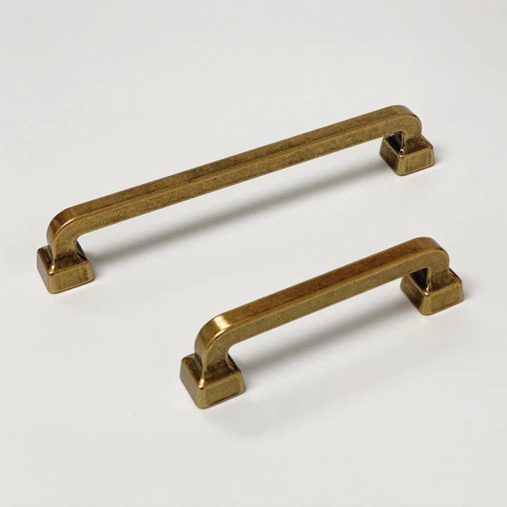 Industry Hardware - Wholesale Knob/Pull - Mission Drawer Pull "Capri" in Antique Brass - Brass Cabinet Hardware