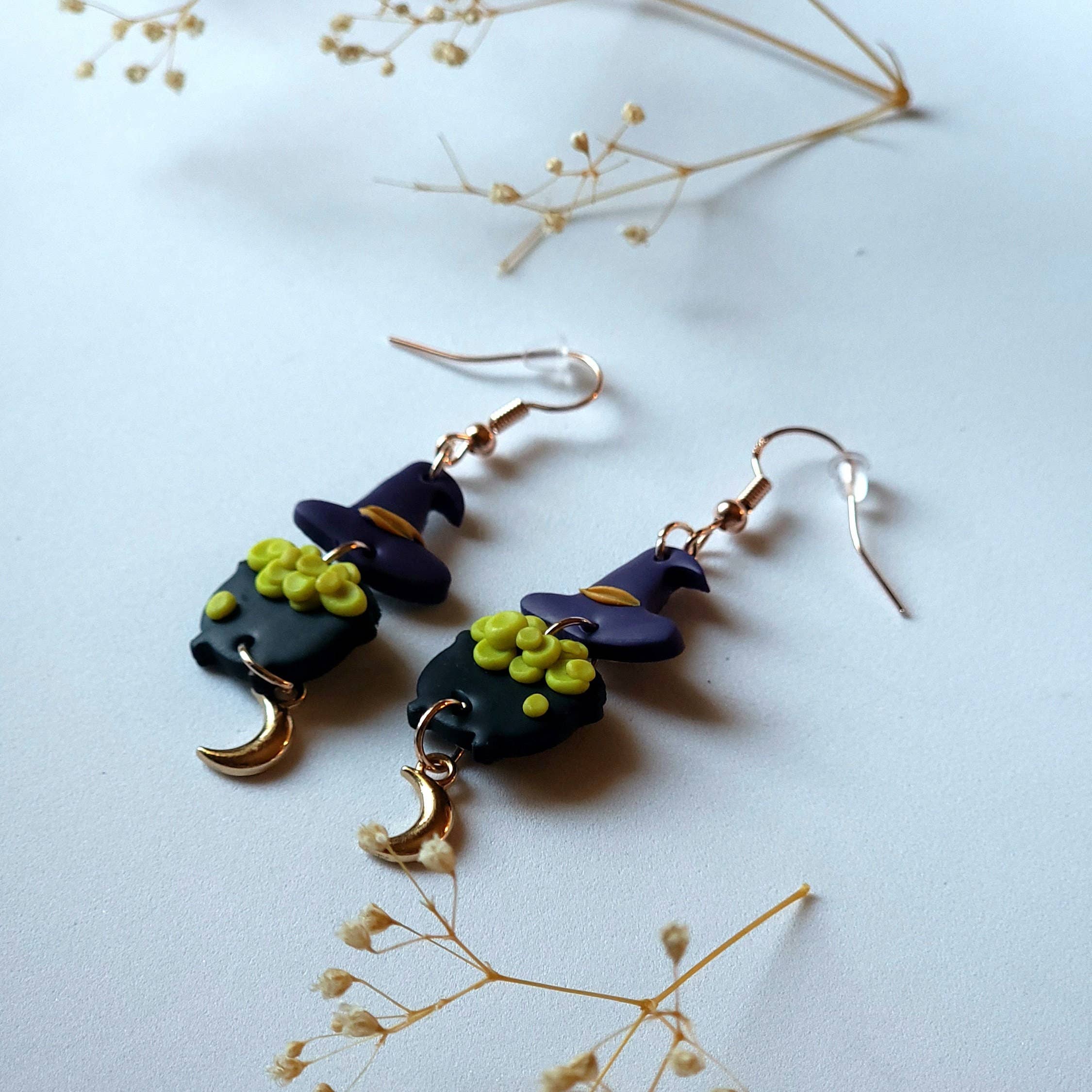 Foxy Method - Wholesale Dangle Earrings - Spooky Witch Bubbling Cauldron Halloween Hat Earrings, Witch4