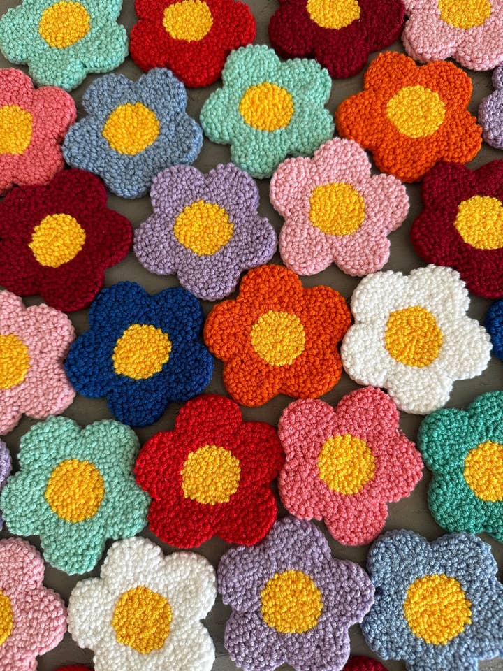 Sottobicchieri per Auto con Aghi da Ricamo Floreali & Decorazioni Auto Margherita per la vendita all'ingrosso da parte di Honey Art and Nature