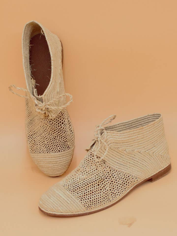 Women's Handcrafted Leather Moccasins, Raffia Flats for wholesale by isli and tisli