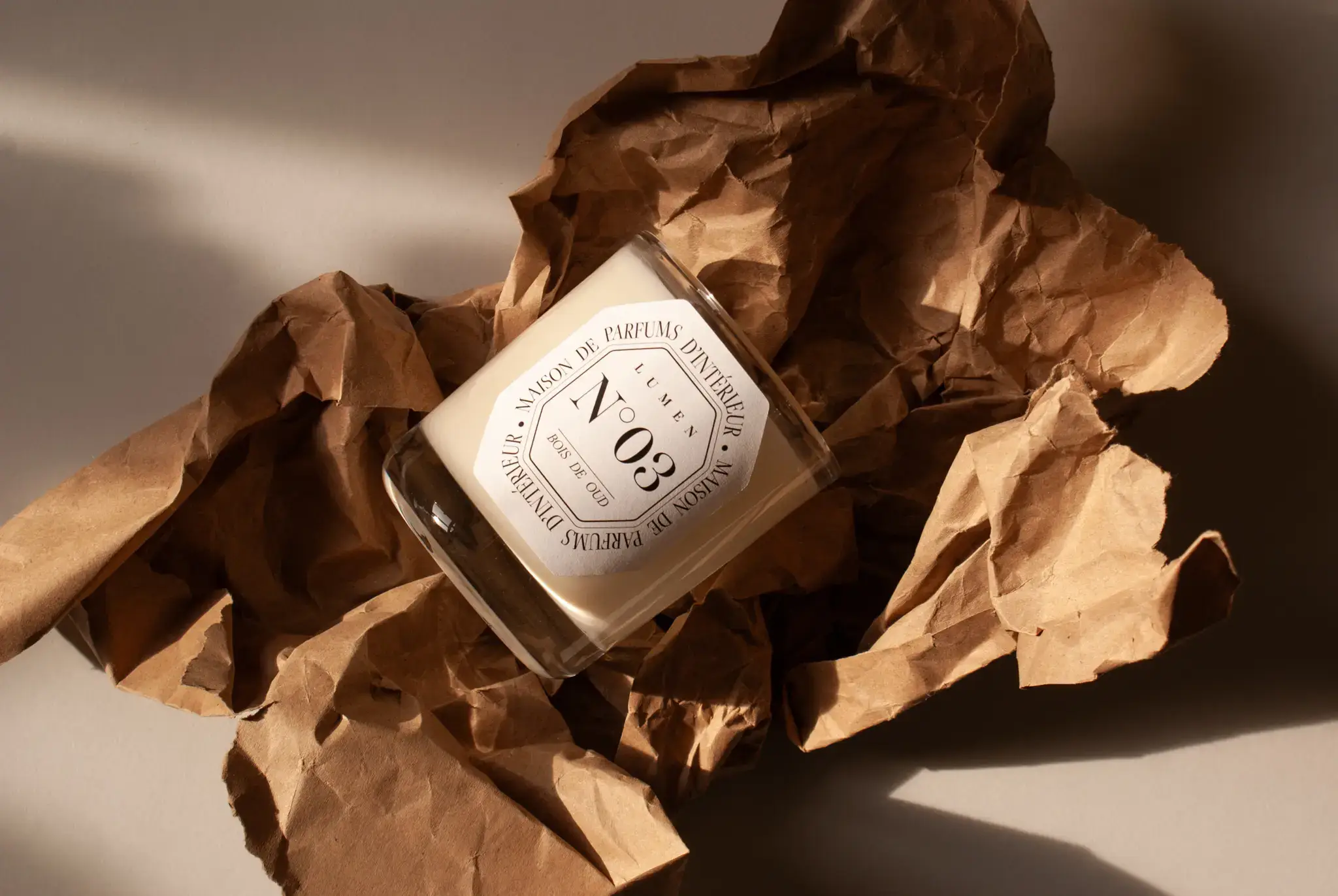 LUMEN - Wholesale Novelty Candle - Candle No.03 - Precious Oud Wood3