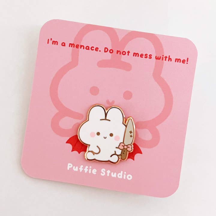 Puffie the Bunny emaille pin voor wholesale door Puffie Studio