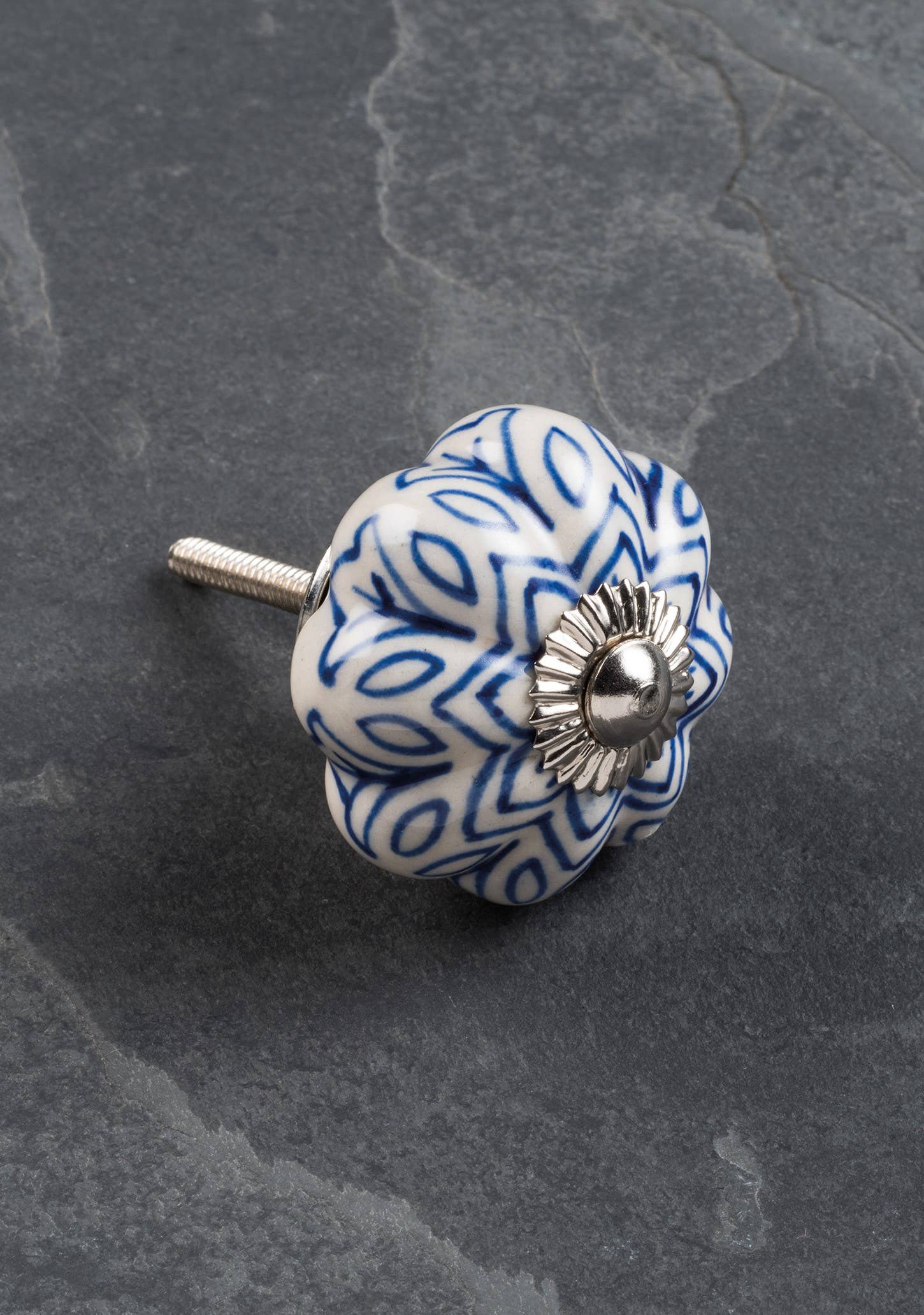 Terracota (TR) Pomo de cerámica pintado a mano - Colores contemporáneos de venta al por mayor en Faire2