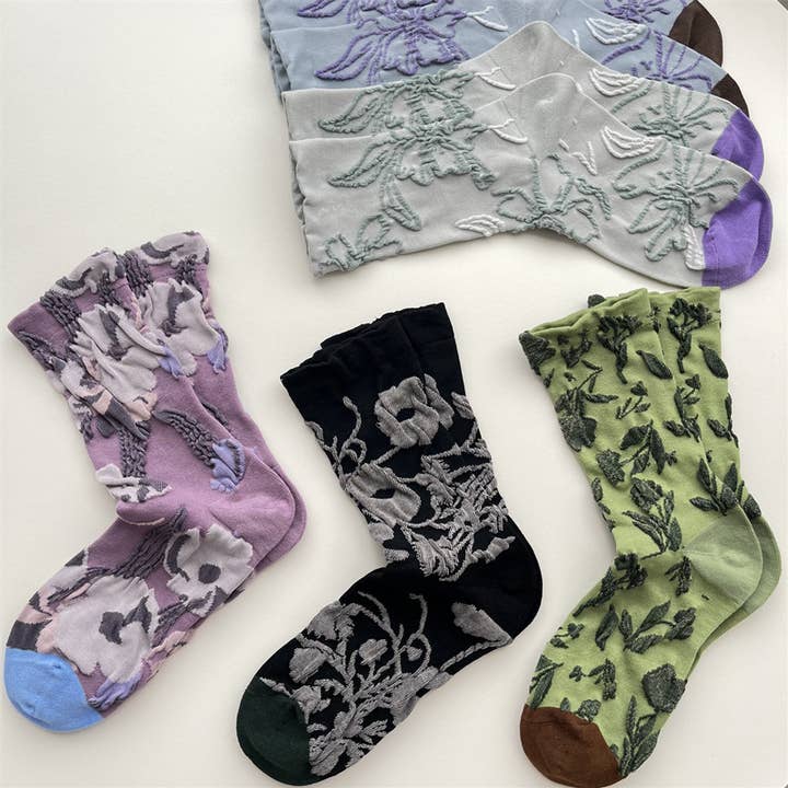 Tourtiwi - Wholesale Socks – Women's - Boho Floral Embroidered Crew Socks18