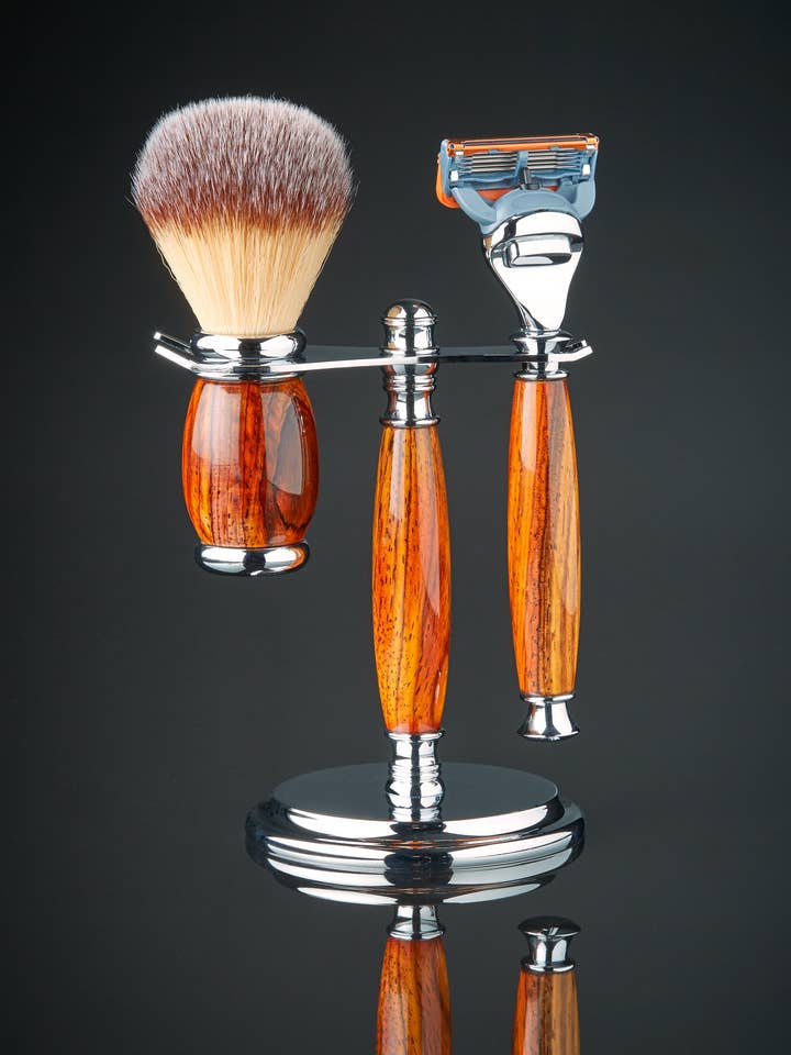 L'ensemble de pinceaux Ace pour la vente par Imperium Shaving