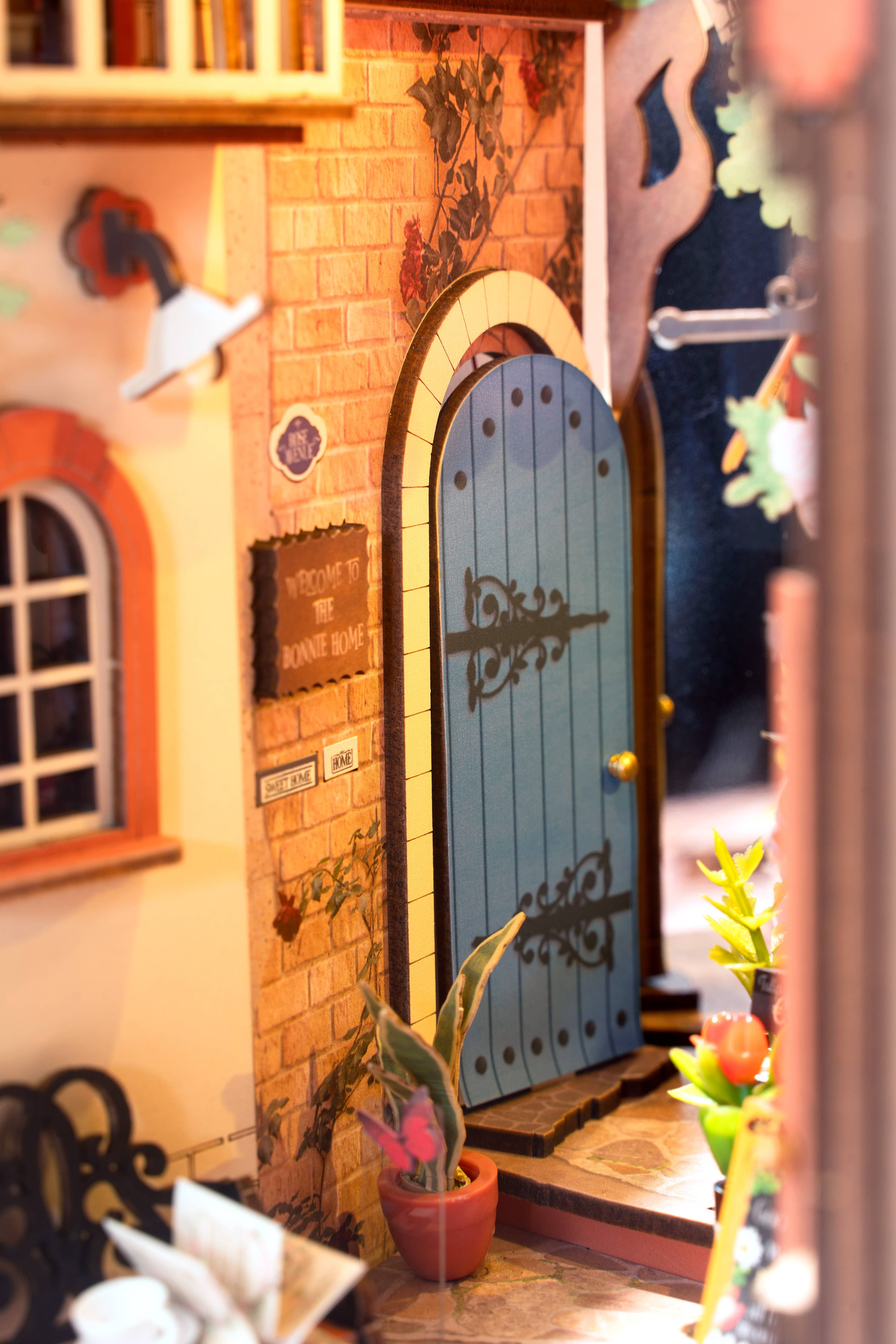 Hands Craft - Wholesale Puzzle - Kids - DIY Book Nook Kit: Floral Corner with Dust Cover9