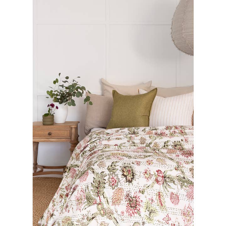 Linen Connections – wholesale Quilt – Indian Kantha Quilt Blanket Bedspread Coverlet - Kalista2