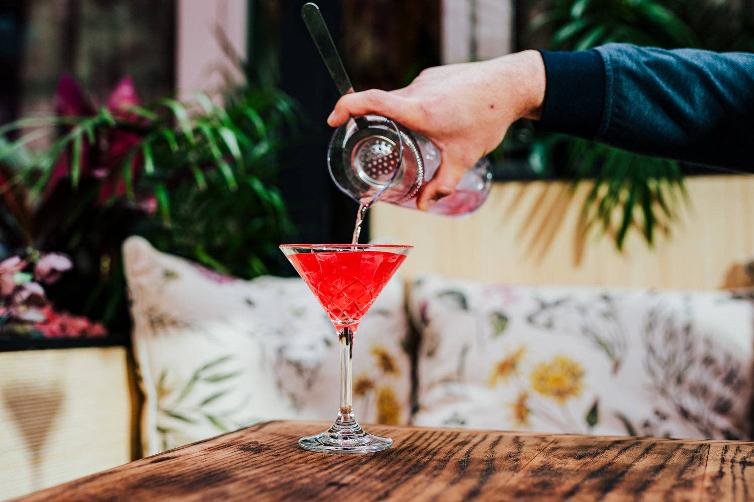 Hospitality Consumer Products - Wholesale Cocktail/Liquor Glass - Maldives 8.75 oz. Martini4