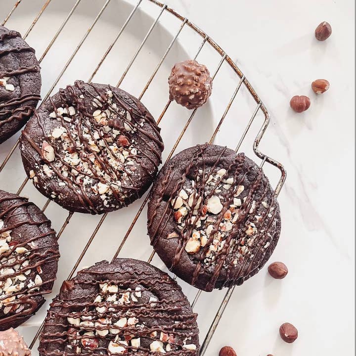 Suede Soap - Wholesale Biscuit - Large Strawberry Crunch Cookies4