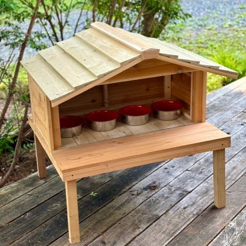 UnderCover Pet Houses - Wholesale Pet Elevated Bowl - Cat/Dog - Outdoor Cat Feeding Station with Raise Platform and Extended Roof - Food Shelter for Feral Cats