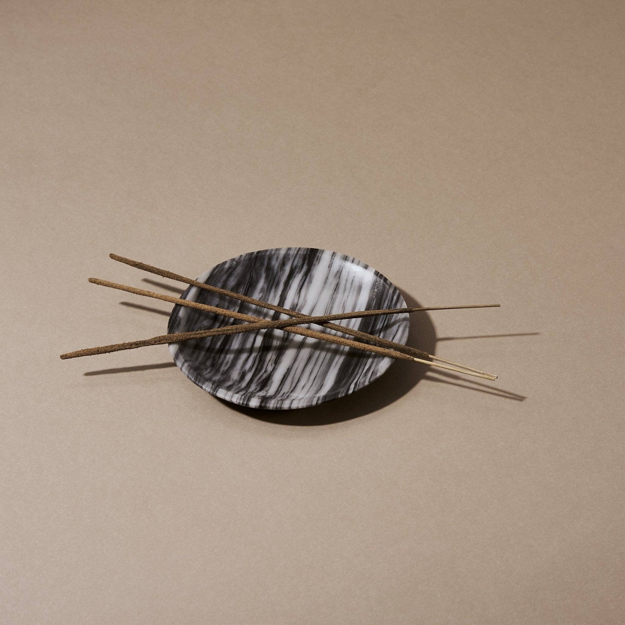 Looshi - Wholesale Incense - CHANGE Natural Incense Sticks with Lily, Frankincense, Sea Salt2