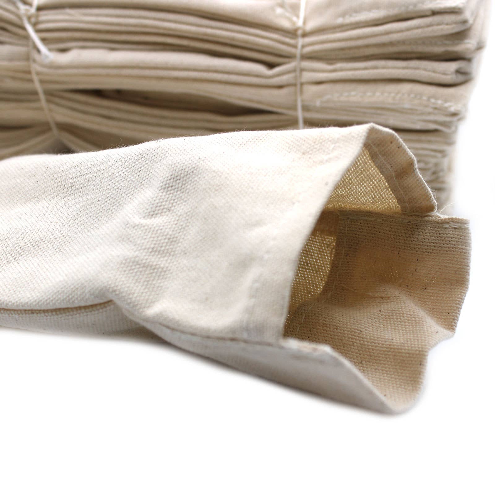 AW Aromatics Limited - Wholesale Gift Box - Cotton 8oz Eye Pillow - Unprinted1