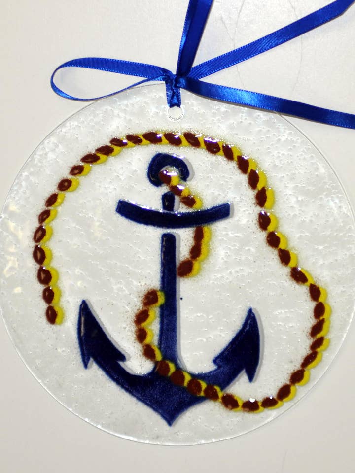 Attrape-soleil/décoration en forme d'ancre pour la vente par Folio Art Glass