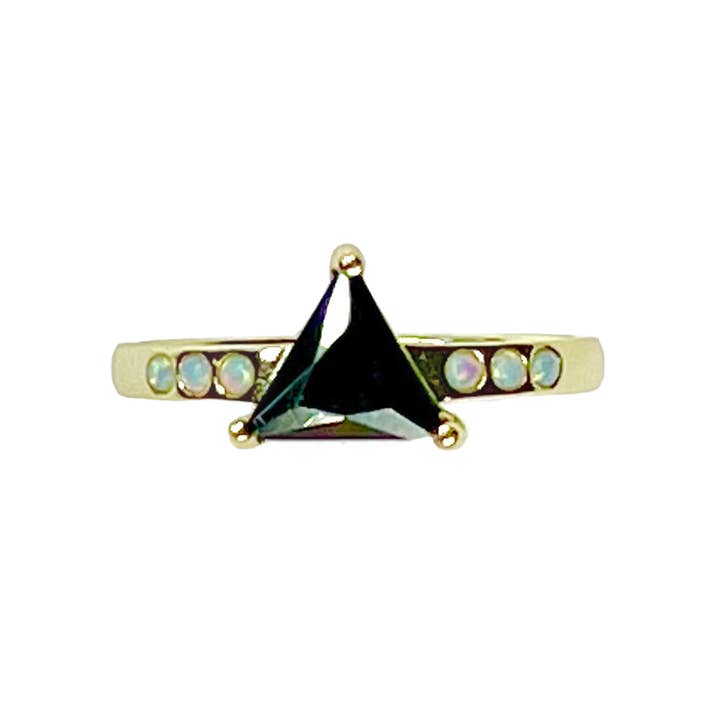 Benny Loves Stella – Großhandel Mehrsteinige Ringe – Trinity Mountain Ring mit Opal & Onyx