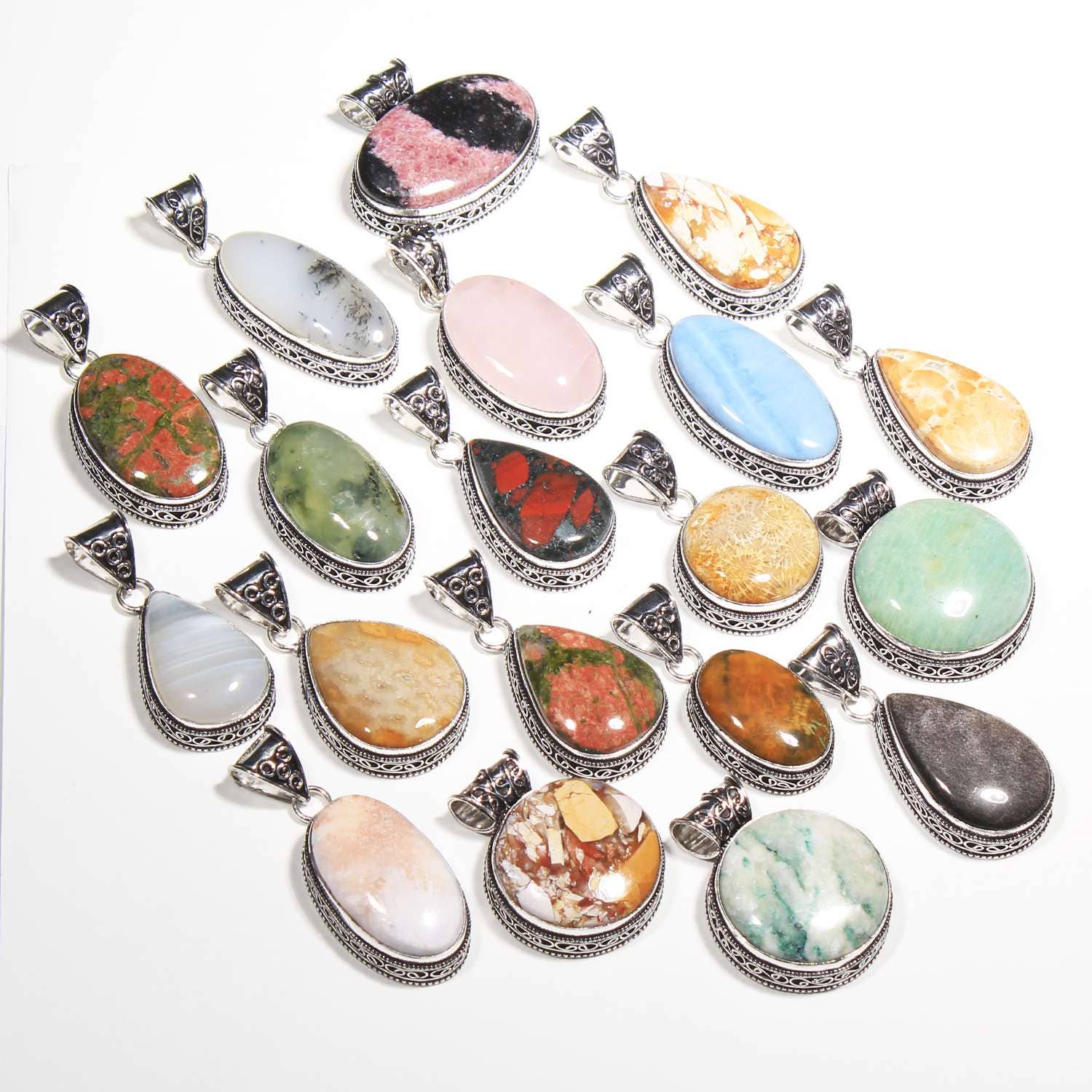 Handmade Jewels – wholesale Individual charm/pendant – Natural Assorted Gemstone Designer Pendants Necklace For Women Multi Color Crystal Handmade Wholesale Pendants For Bulk Sale1