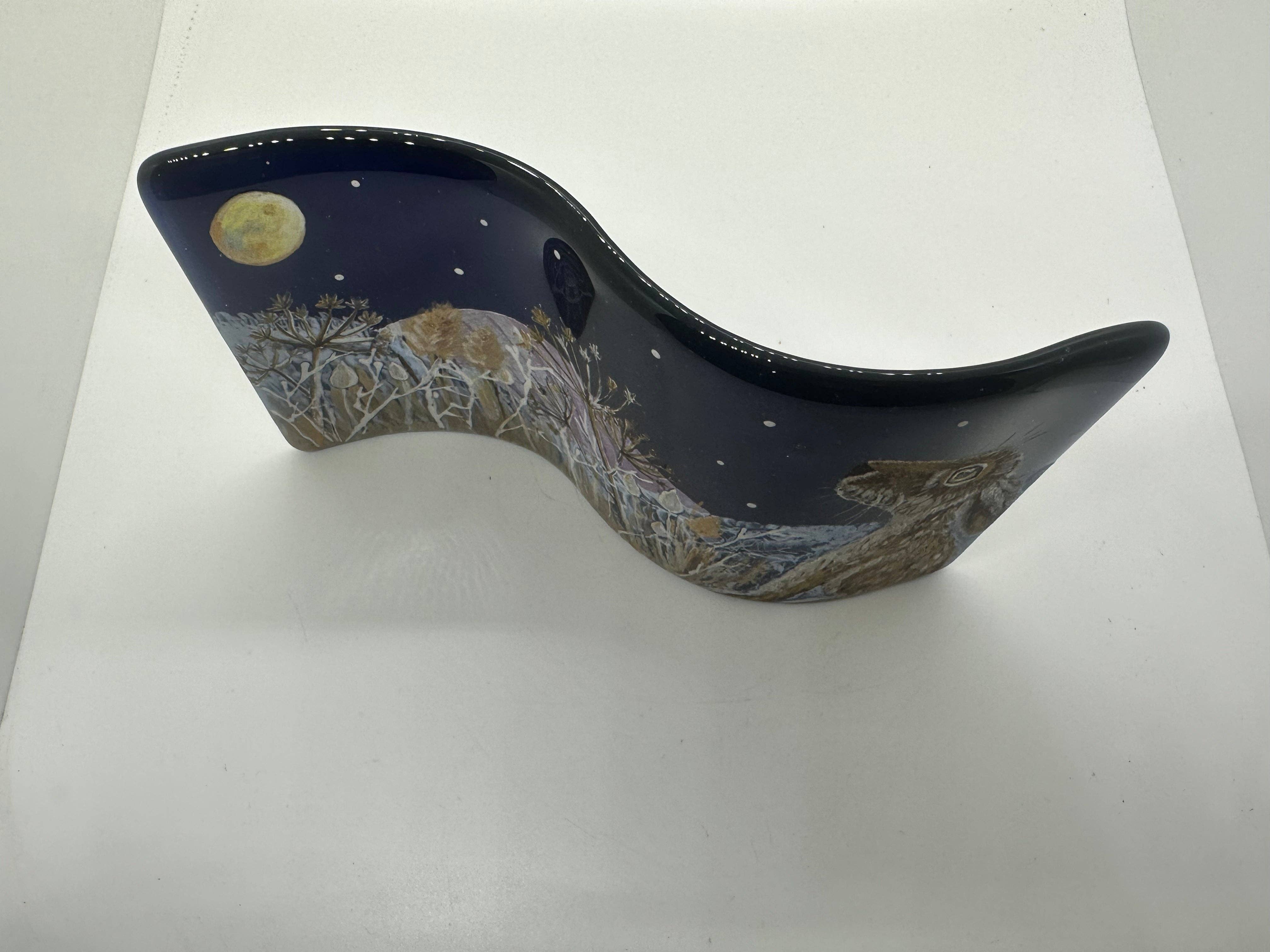 Ally Glass Studio – wholesale Decorative tabletop object – Moon Hare Midnight Meadow3