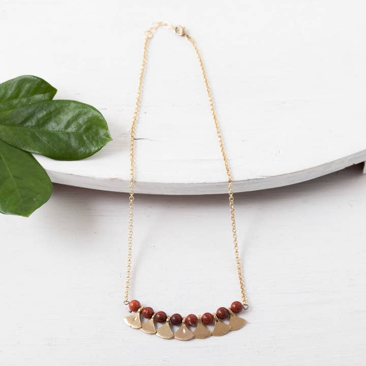 Baizaar - Wholesale Pendant/Charm Necklace - Stone Petal Necklace1