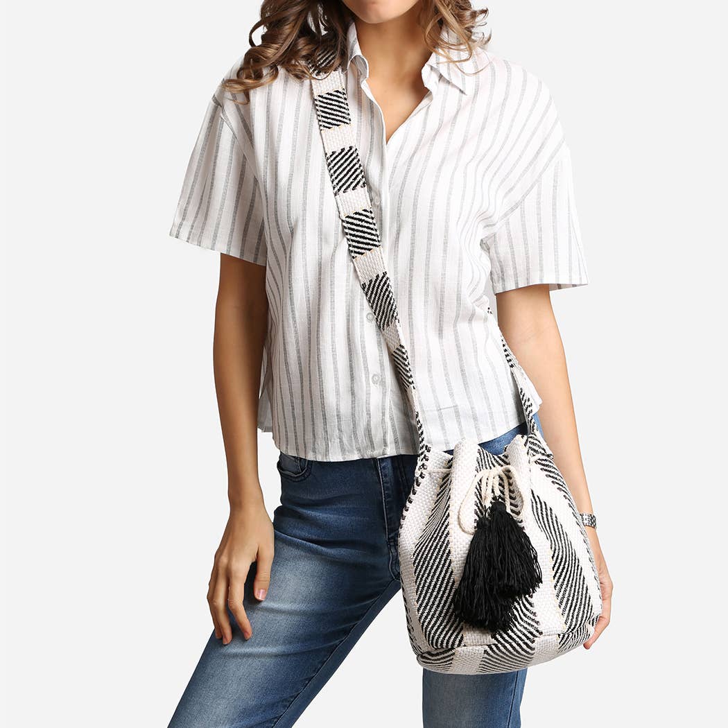 Fashion City – Engroshandel Crossbodytaske - Dame – Crossbody spandetaske med stribet mønster og kvaster10