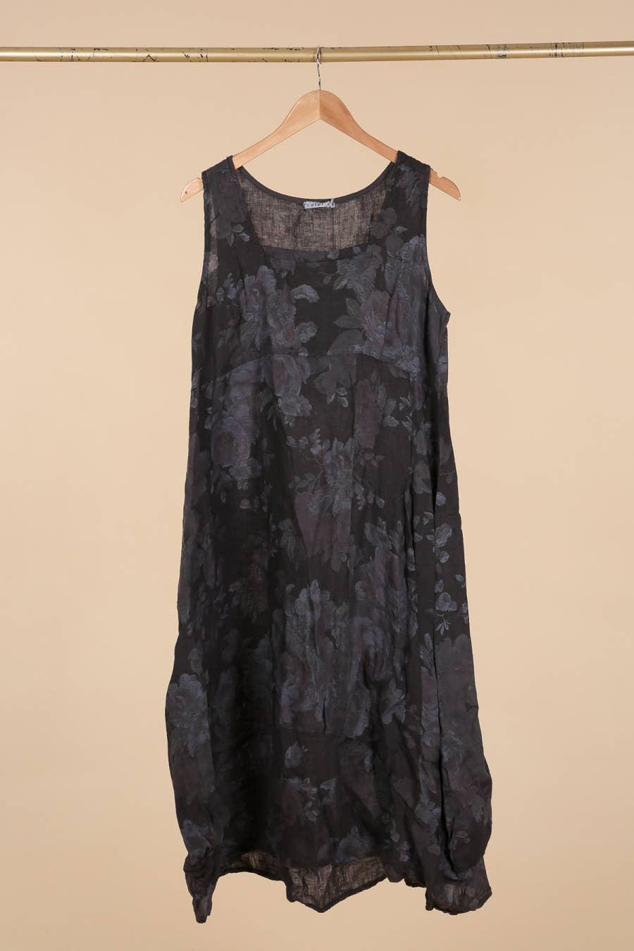 la maison des fibres naturelles - Wholesale Dress - Women's - sleeveless floral dress in 100% linen 622320