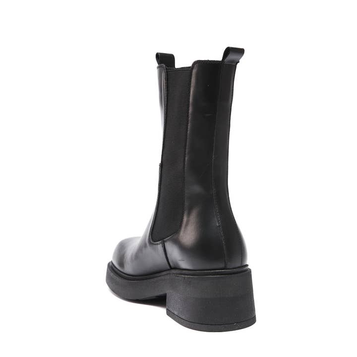 Frank Daniel - Wholesale Chelsea Boots - Women's - Women's black Chelsea boot. Made in Italy. FD96012