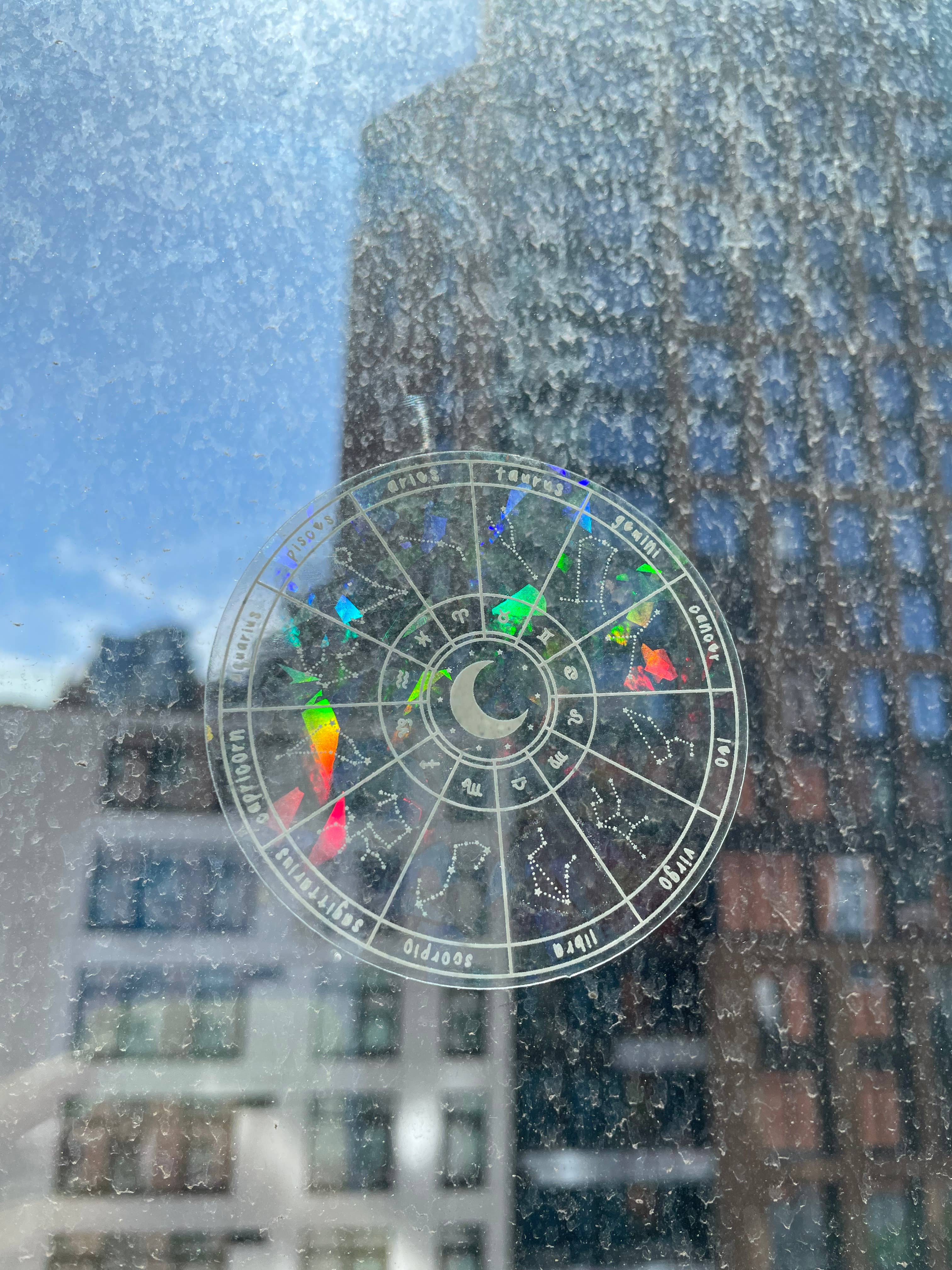 Galloree Designs LLC – Engroshandel Klistermærke – Zodiac Sun Catcher Klistermærke, Zodiac Sun Catcher, Regnbue1