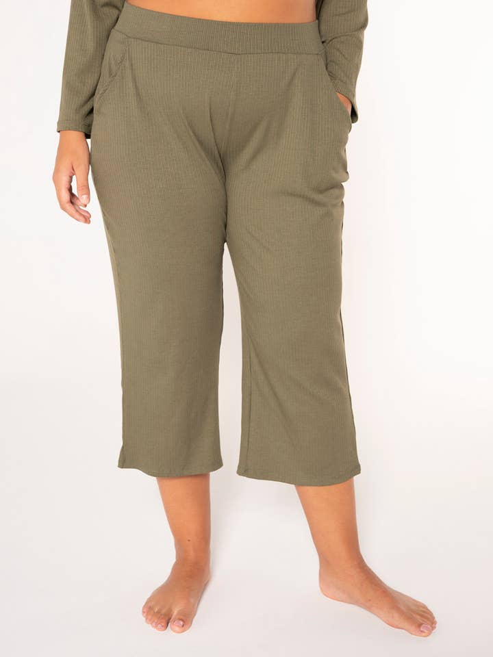 Pantalón culotte crop de rib para venta al por mayor de More Than Angels