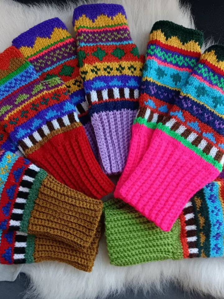 Gants d'hiver ethniques sans doigts faits à la main pour la vente par miglo