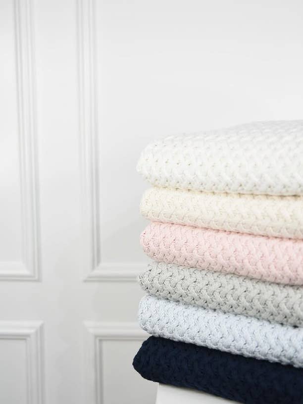Nipperland - Wholesale Bedding Blanket - Kids & Baby - Nipperland timeless knit blanket 35"x350