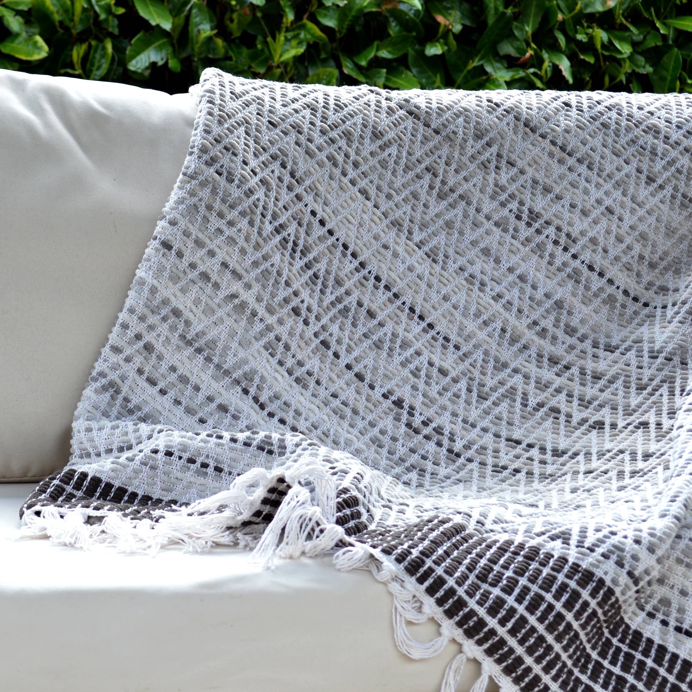 Allure Bath Fashions - Venta al por mayor Mantas de sofá - Mantas de Lana Pesada con Espiga Zig Zag de Arizona5