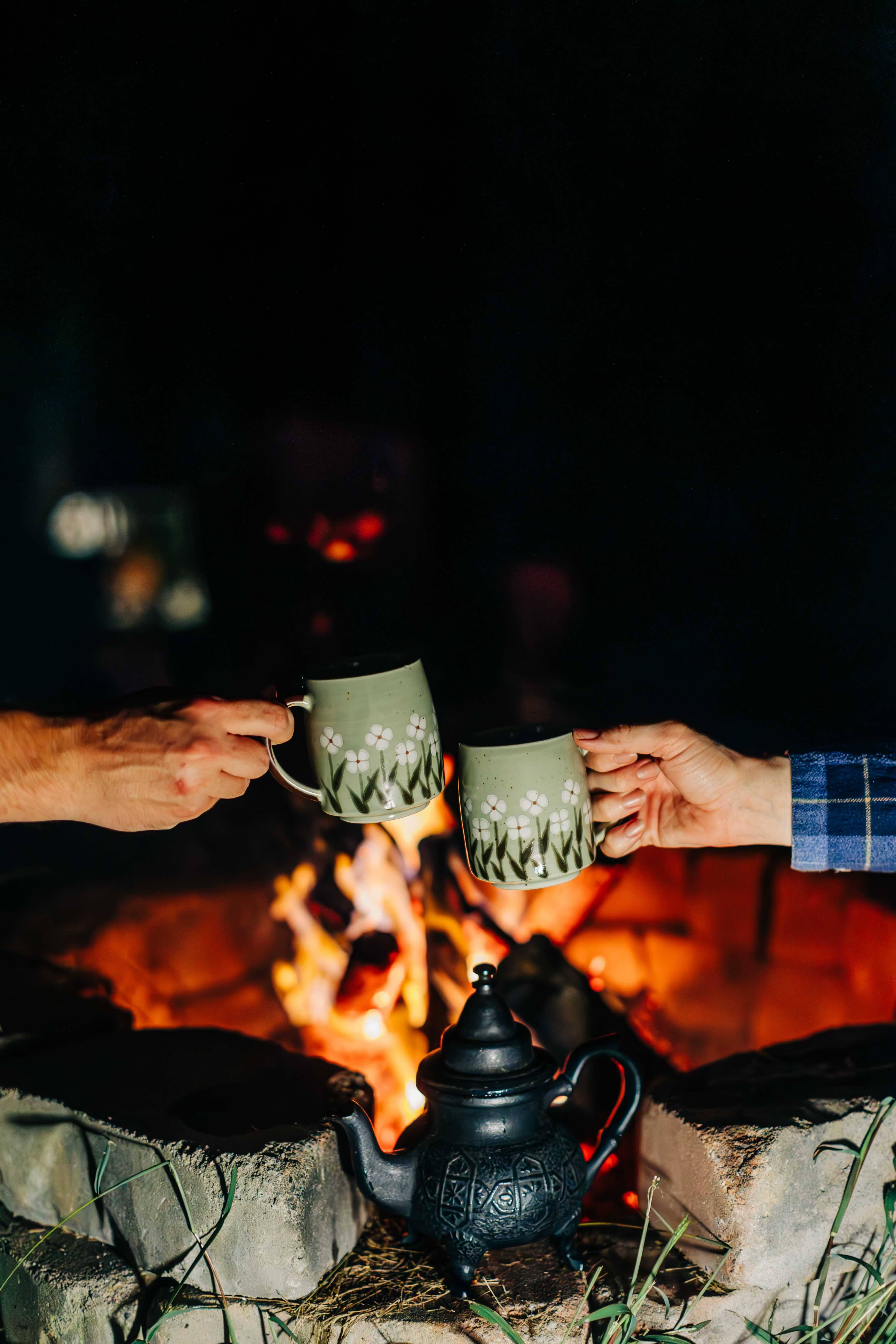 Jean's Apothecare - Wholesale Loose Tea - Fireside | Cacao & Spiced Black Tea for a Cozy Holiday 8