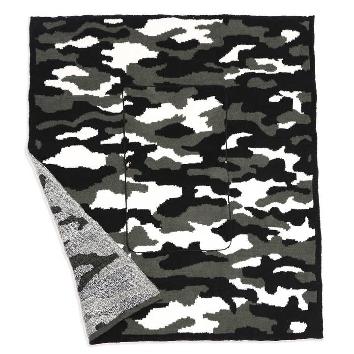 Fashion City - Wholesale Throw Blanket - 2 In 1 Camouflage Print Throw Blanket & Pillow3