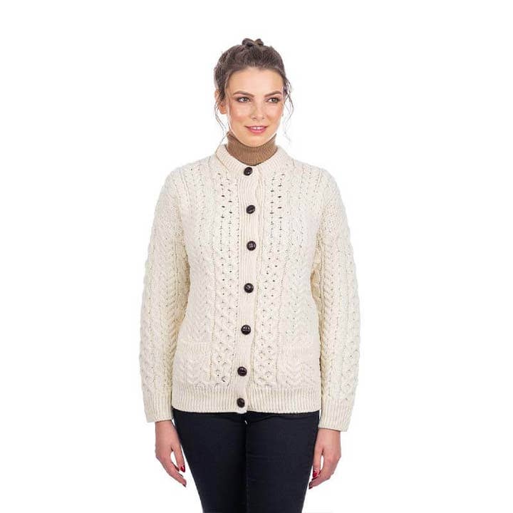 Cárdigan natural Merino Aran para mujer con botones para venta al por mayor de Dublin Gift Company