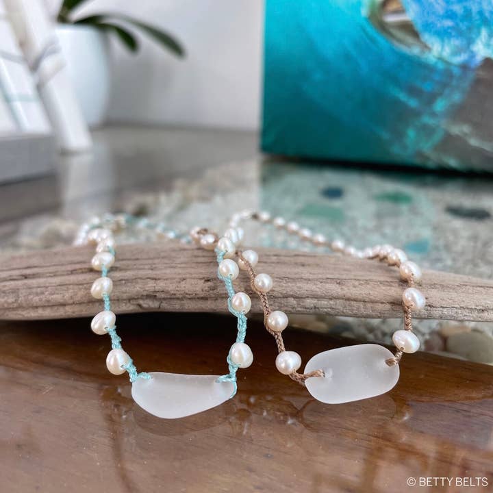 Betty Belts | Ocean Lovers® - Wholesale Choker/Collar - Malia Pearls & Sea Glass Choker
