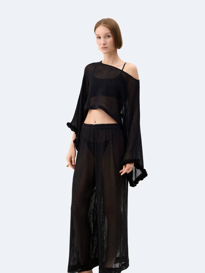 Blouse noire en crochet pour la vente par IKIKIZ ONLINE