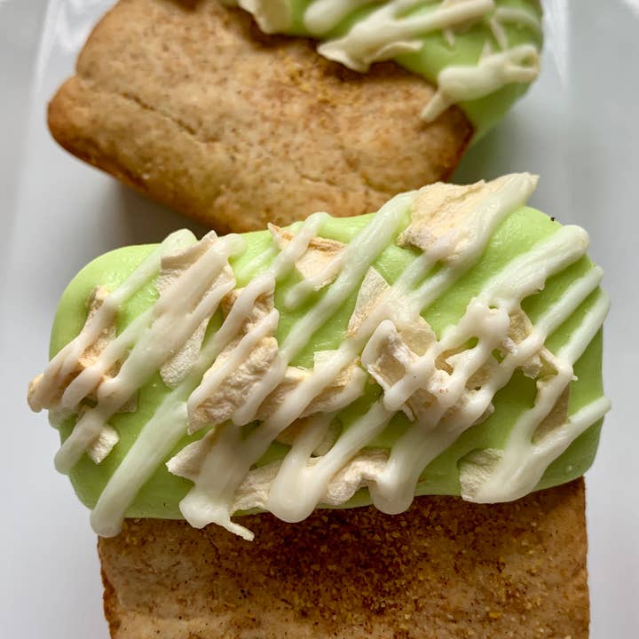 The Blue Cerebus Dog Bakery - Wholesale Pet Treats - Dog - The Poodle Strudel1