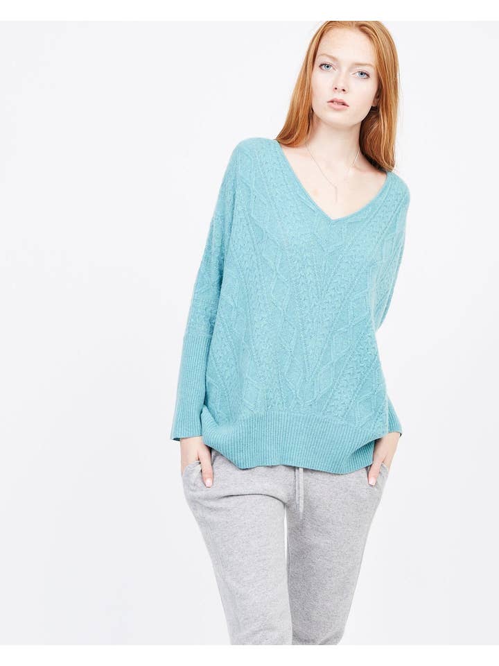 QUINN - Wholesale Knit Sweater - Women's - Cashmere Kendall Oversized Sweater26