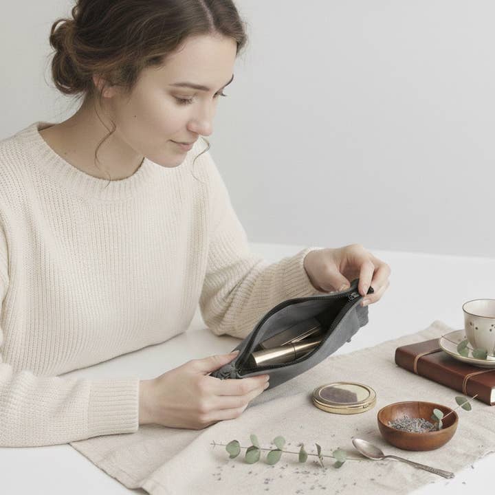 House of Kraft - Wholesale Pouch - Women's - Canvas Ruffle Pouches | Canvas Travel Pouches | Zipper Pouch39