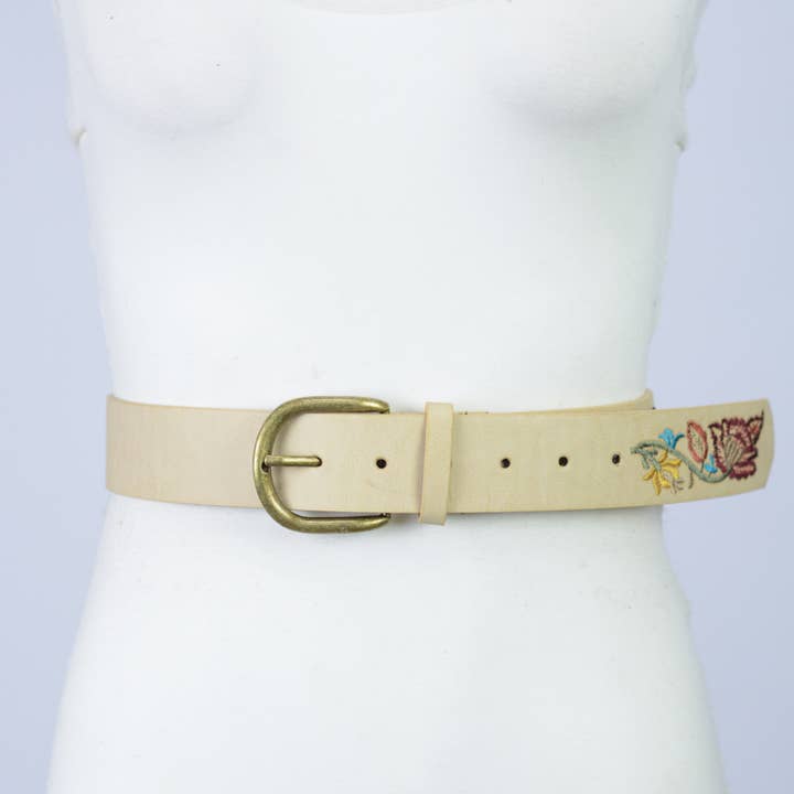 Leto Accessories - Wholesale Belt - Women's - Flower Embroidered Statement Belt2