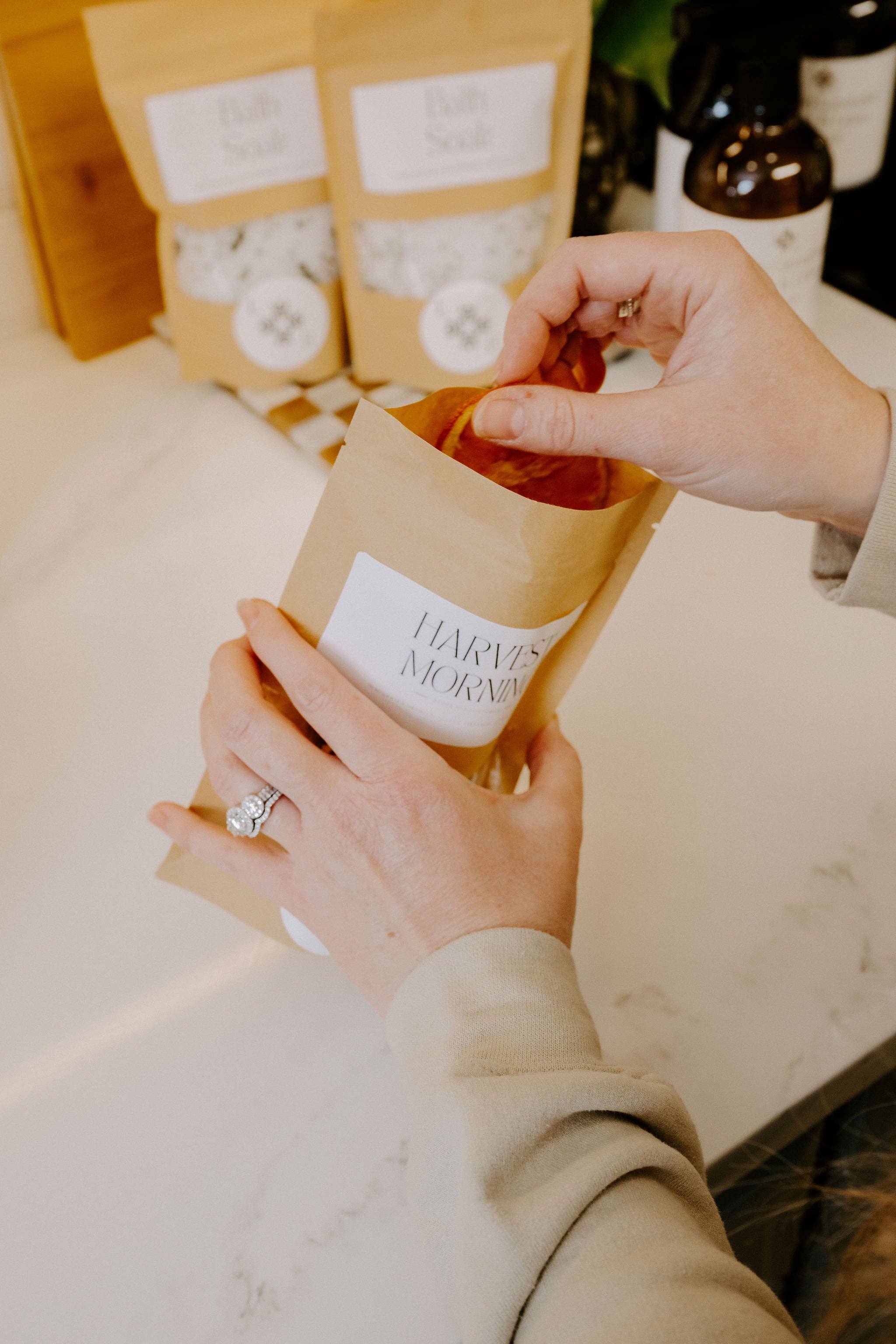 Lily Belle Boutique – wholesale Potpurri – Tranbärskrydda sjudande gryta | Tranbär Apelsin Kanel6