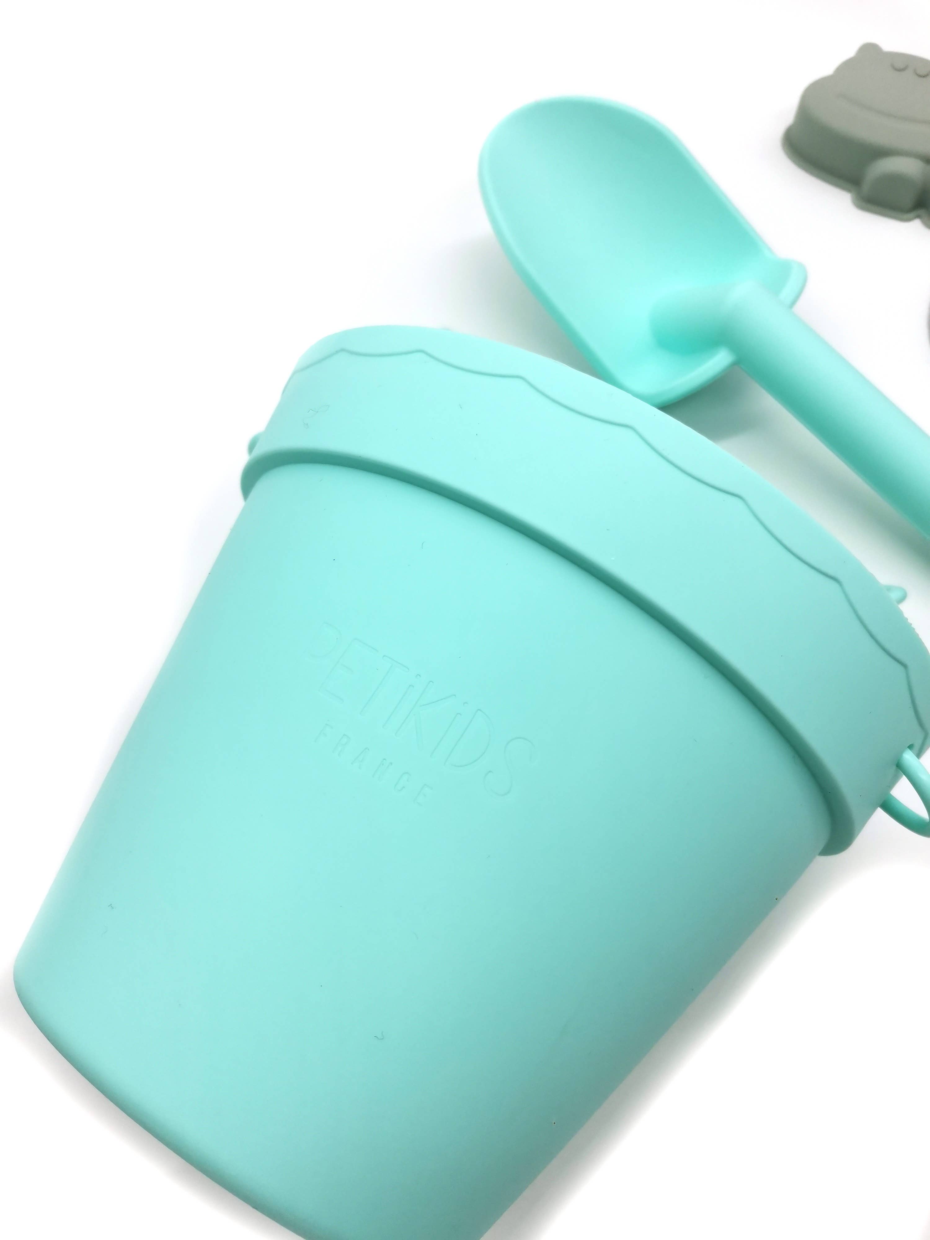 PETIKIDS - Wholesale Beach/Pool Toy - Kids & Baby - Silicone beach toys (bucket, shovel, and 4 accessories)8